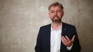 01 Kedvcsináló