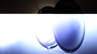 003 Villanófény - záridő